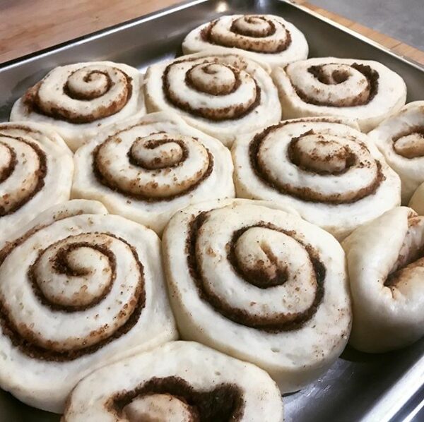 Zimtschnecken - Cinnamon Rolls mit Frosting - waskochen.at